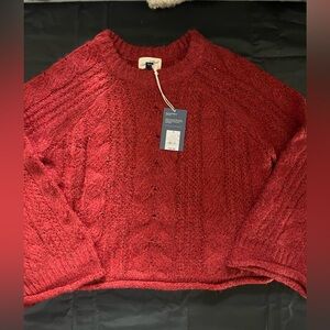 Universal Thread Women's Cable Knit Crewneck Pullover Sweater Red Size Small